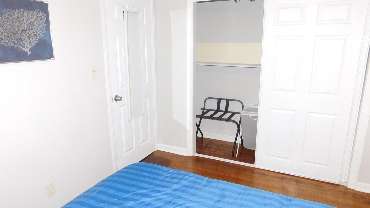 Photo of Bedroom in Forest Park