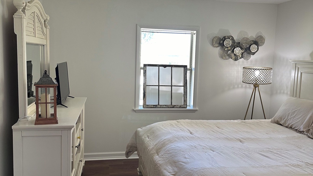 Photo of Bedroom in Tallahassee
