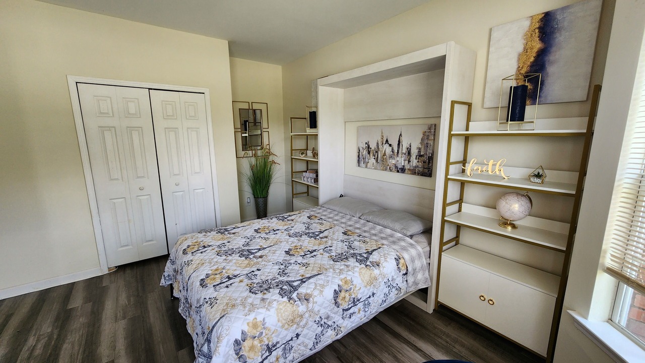 Photo of Bedroom in Fairburn
