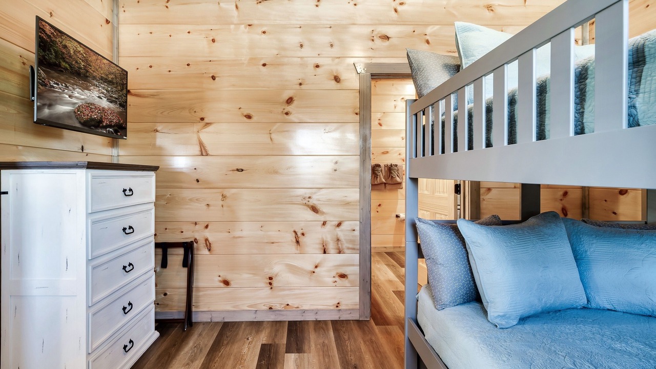 Photo of Bedroom in Sevierville