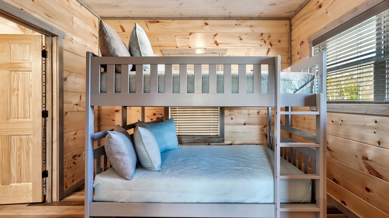 Photo of Bedroom in Sevierville