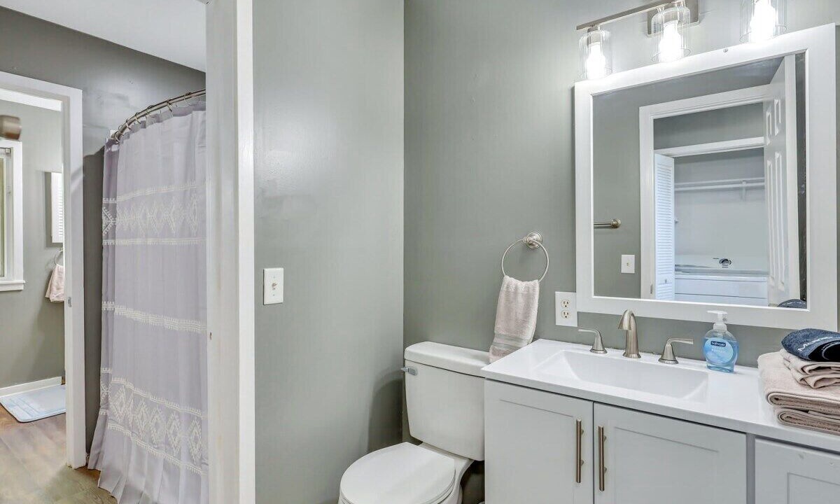 Photo of Bathroom in Statesboro