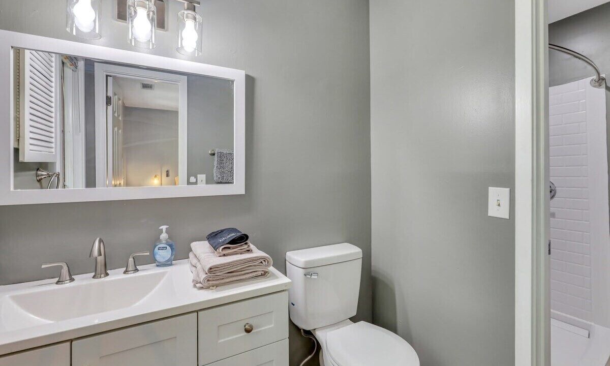 Photo of Bathroom in Statesboro