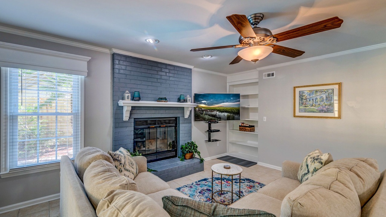 Photo of Livingroom in Charleston