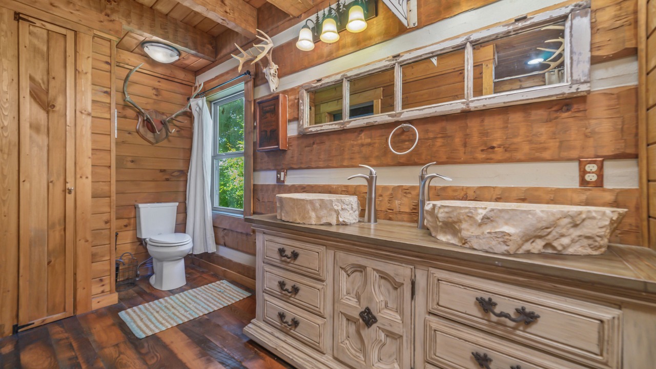Photo of Bathroom in Dandridge