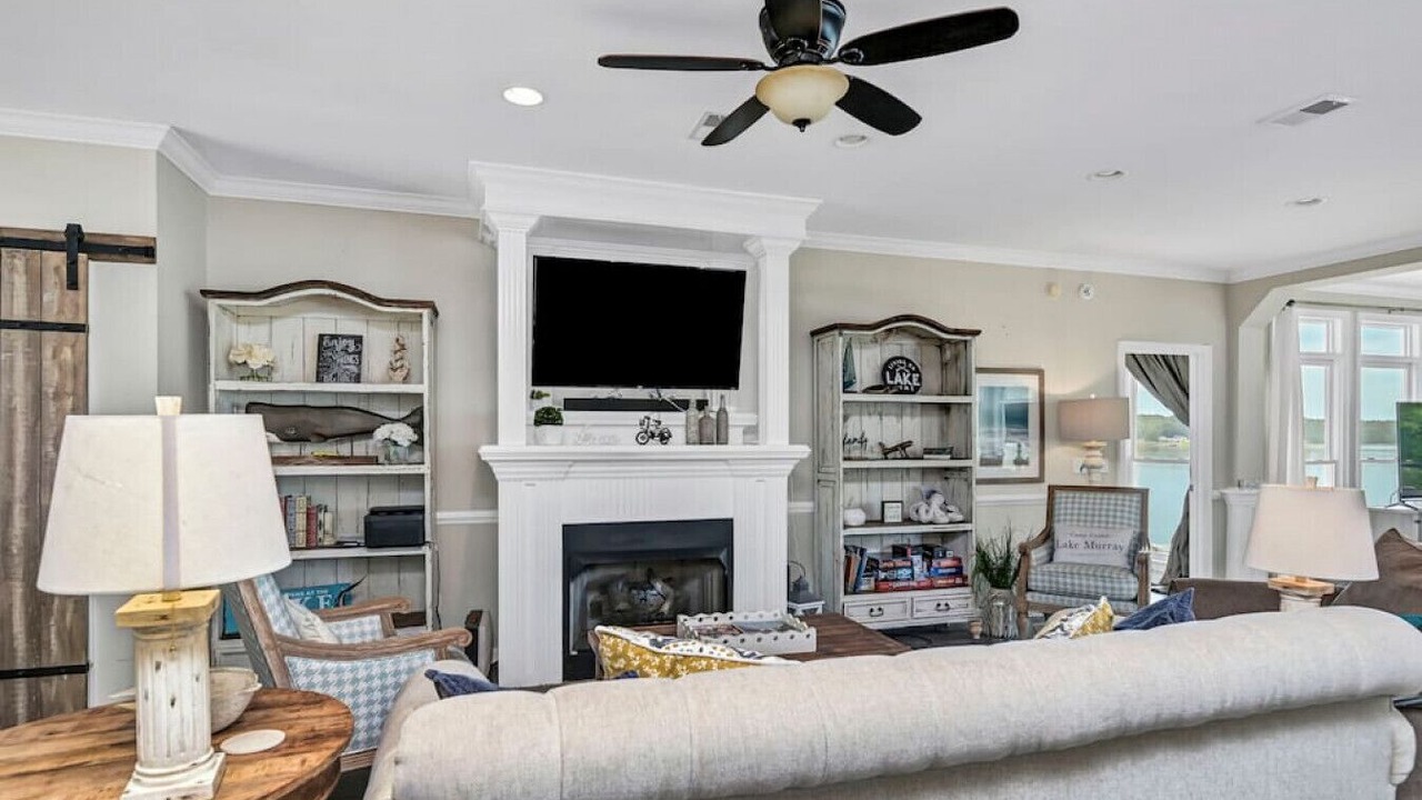 Photo of Livingroom in Leesville