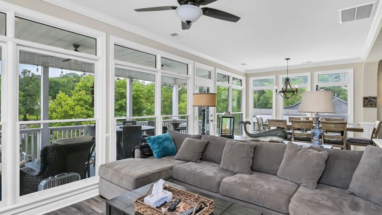 Photo of Livingroom in Leesville