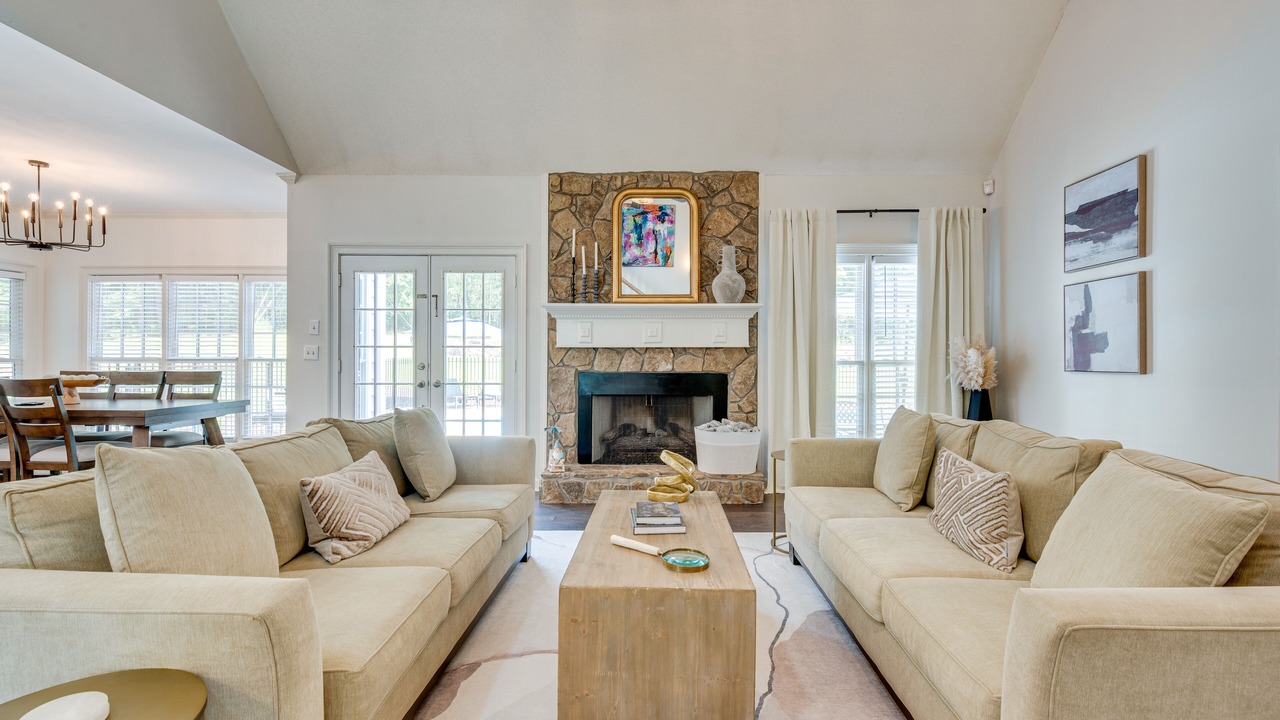 Photo of Livingroom in Newnan