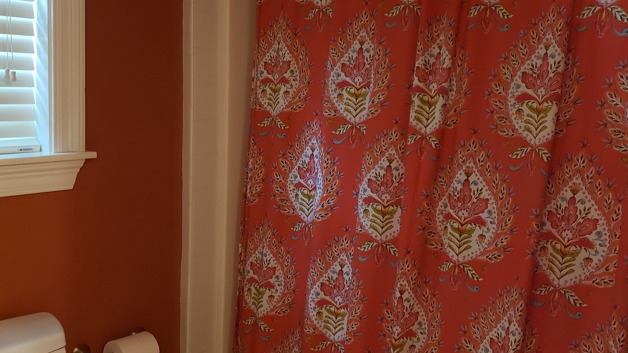 Photo of Bathroom in Diamondhead