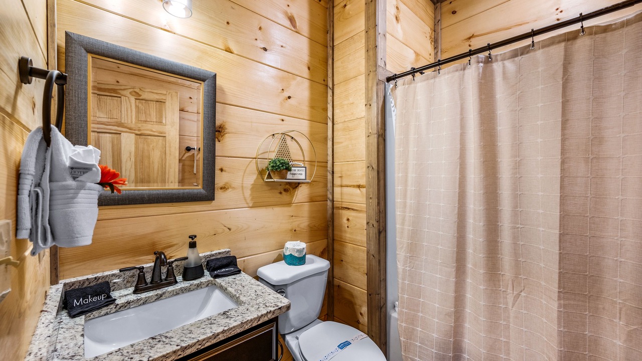Photo of Bathroom in Sevierville