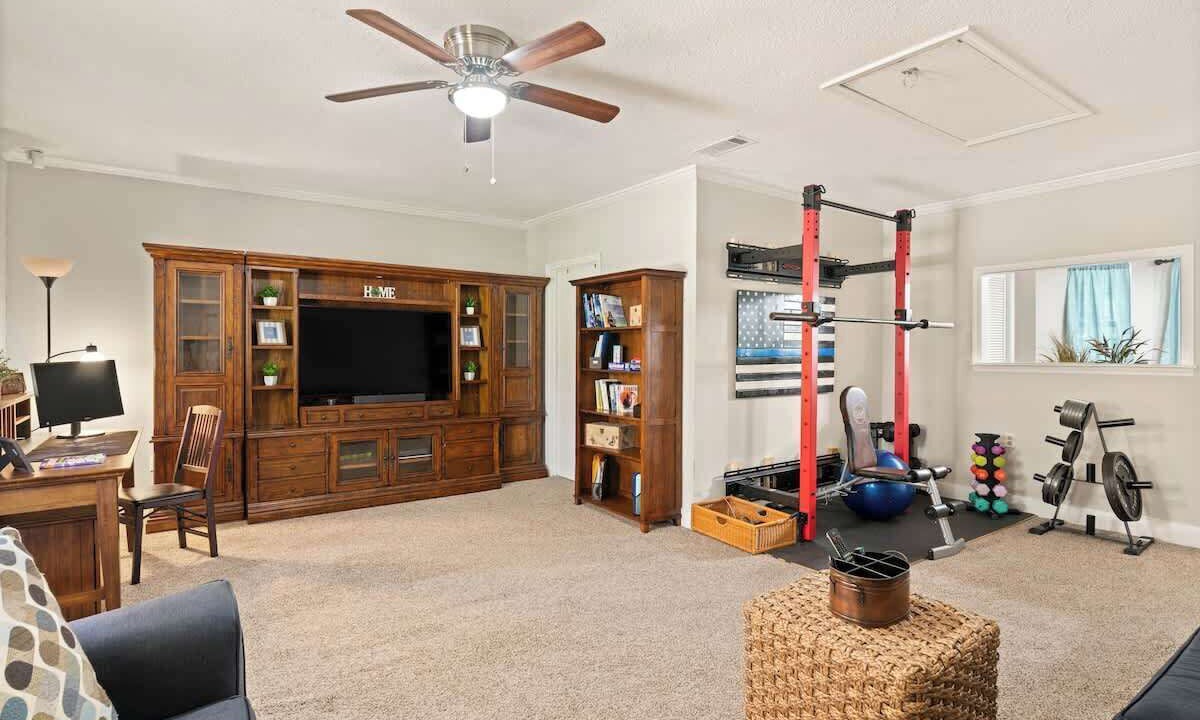 Photo of Others in Country Club Estates
