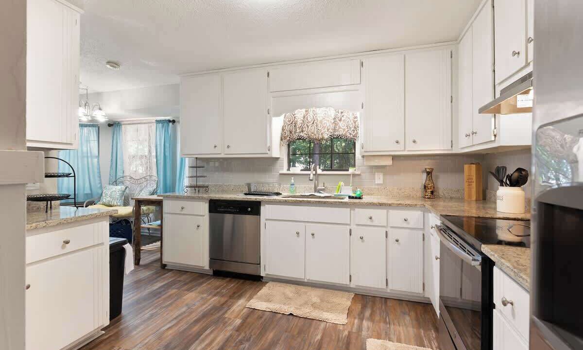 Photo of Kitchen in Country Club Estates