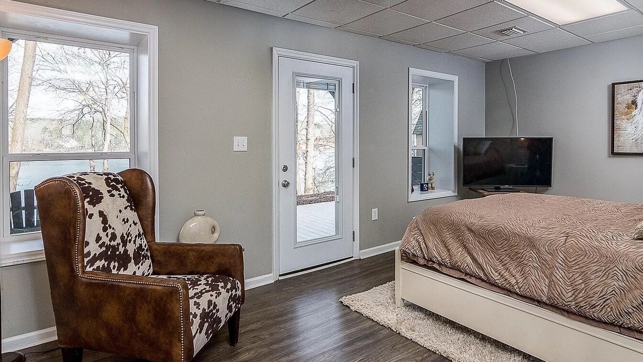 Photo of Bedroom in Claremont