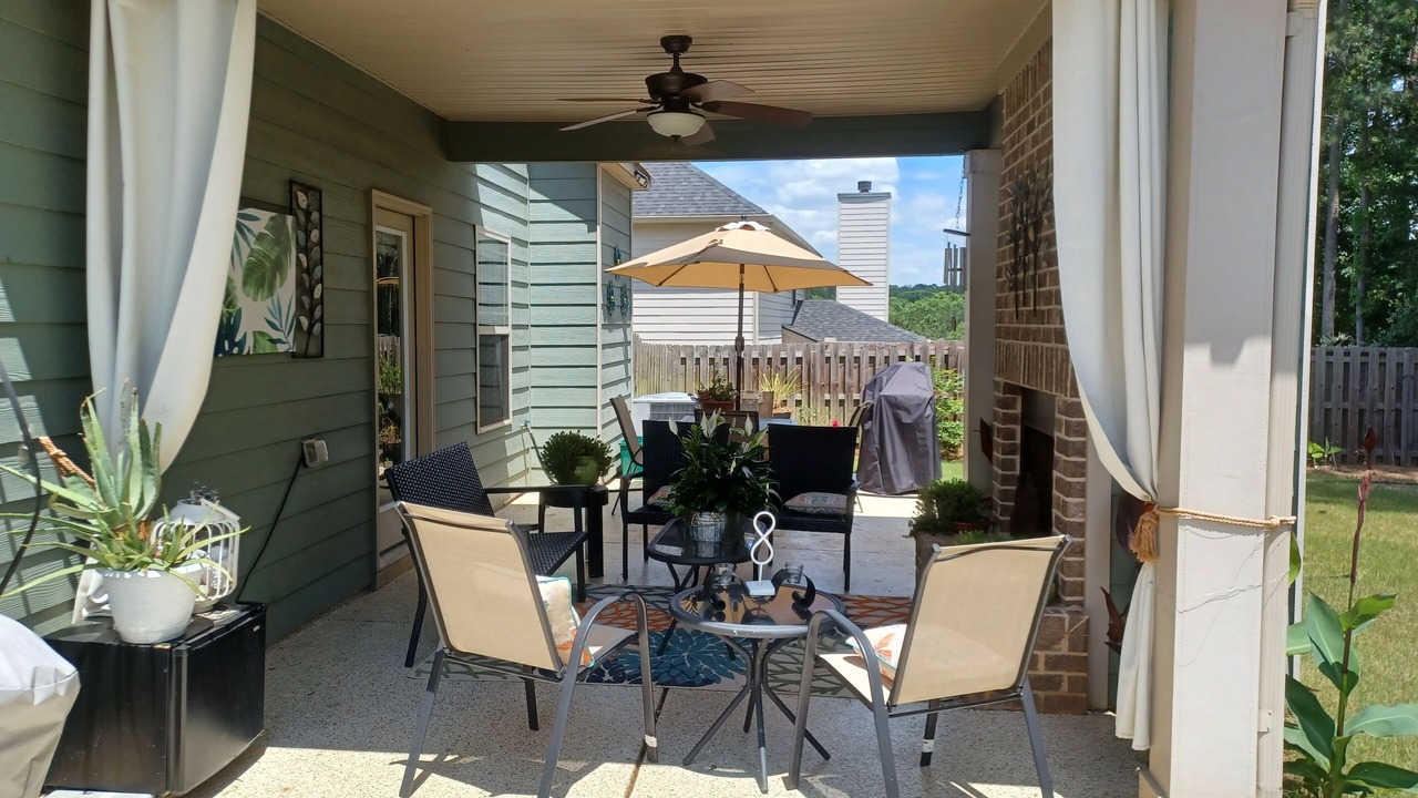 Photo of Outdoor in Canterbury Farms