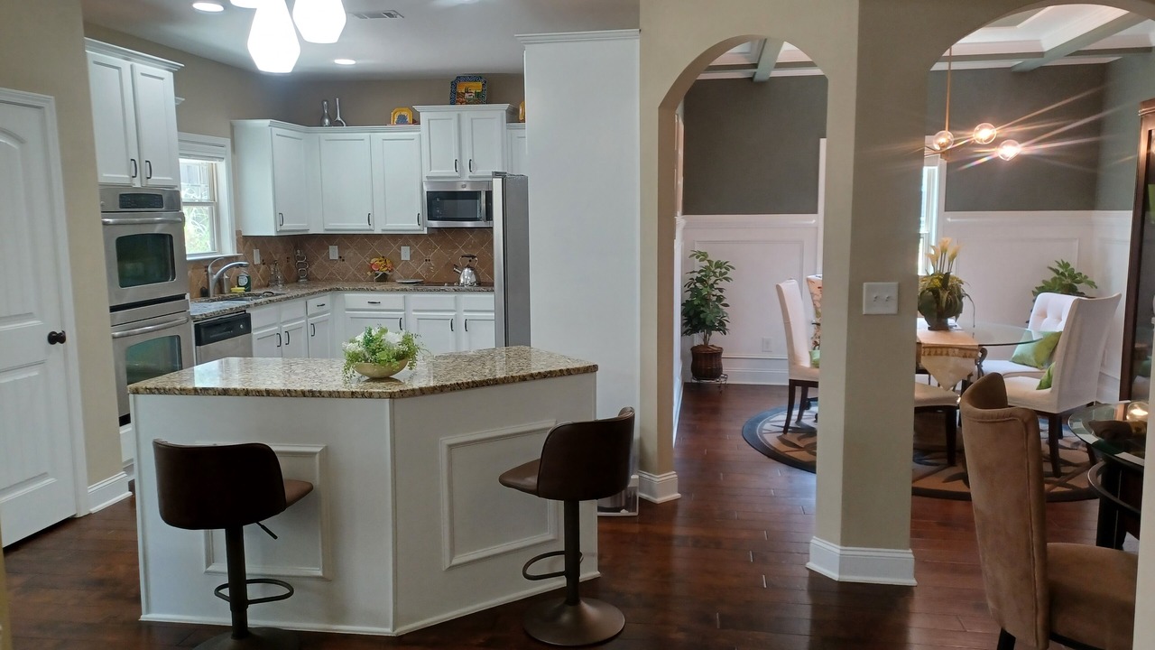 Photo of Kitchen in Canterbury Farms