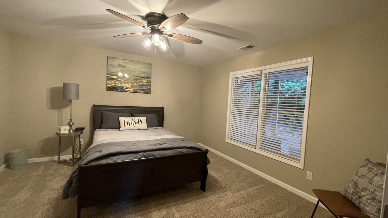 Photo of Bedroom in Powder Springs