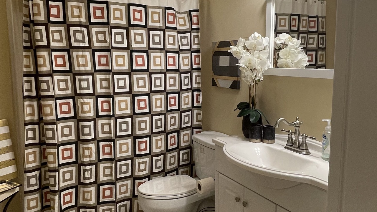 Photo of Bathroom in Powder Springs