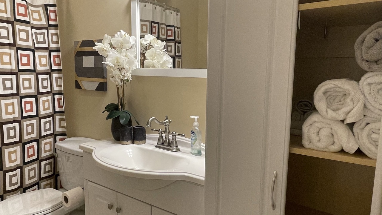 Photo of Bathroom in Powder Springs