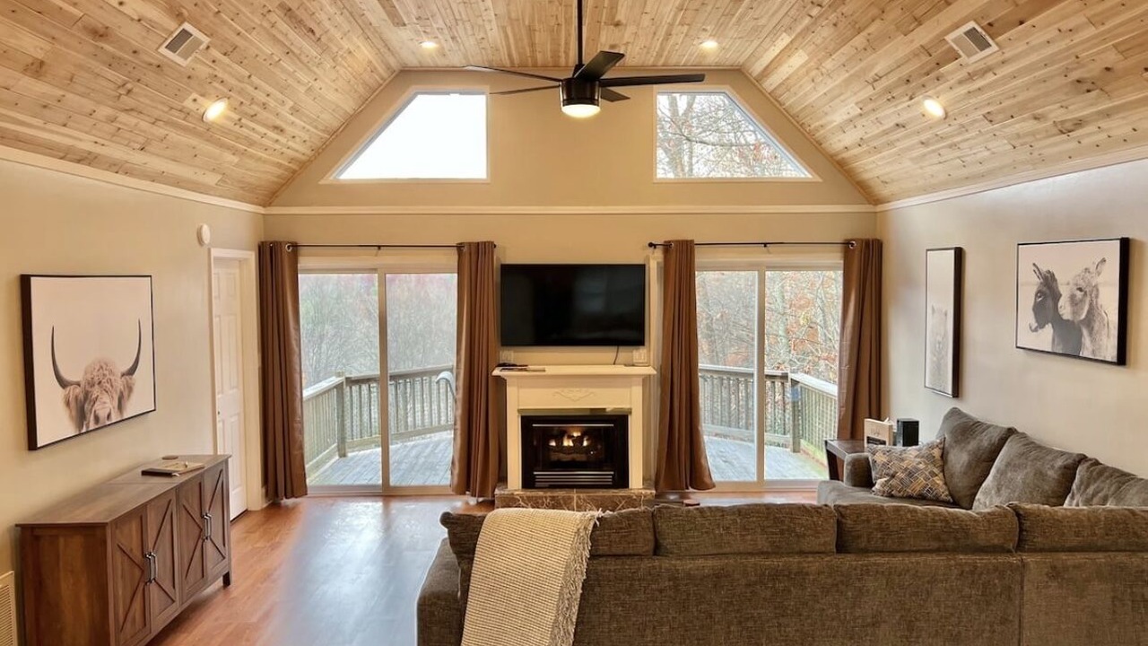 Photo of Livingroom in Hemphill Heights