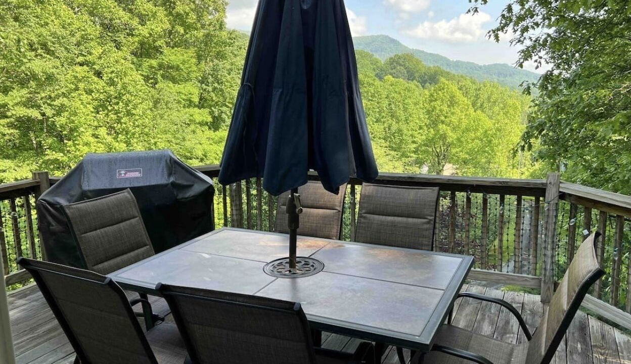 Photo of Outdoor in Hemphill Heights