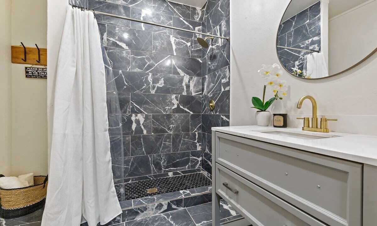 Photo of Bathroom in Leinkauf