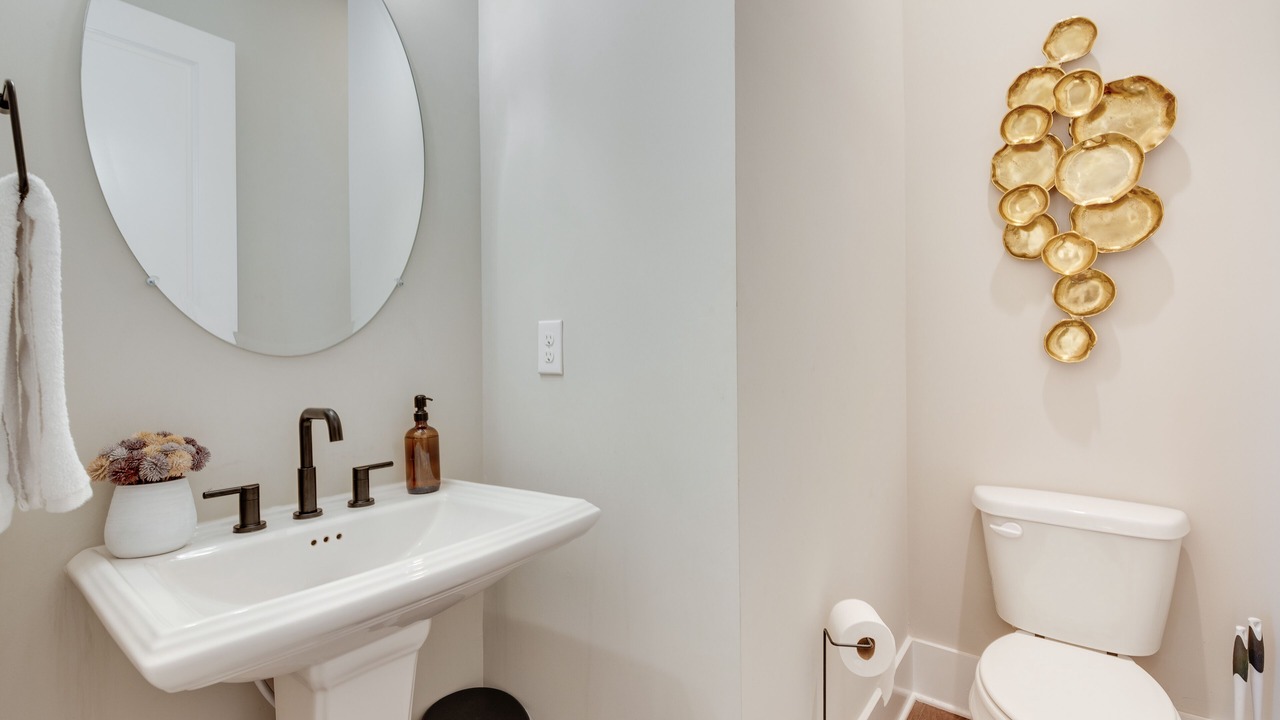 Photo of Bathroom in Castleberry Hill
