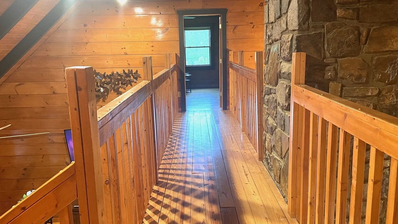 Photo of Bedroom in Sevierville