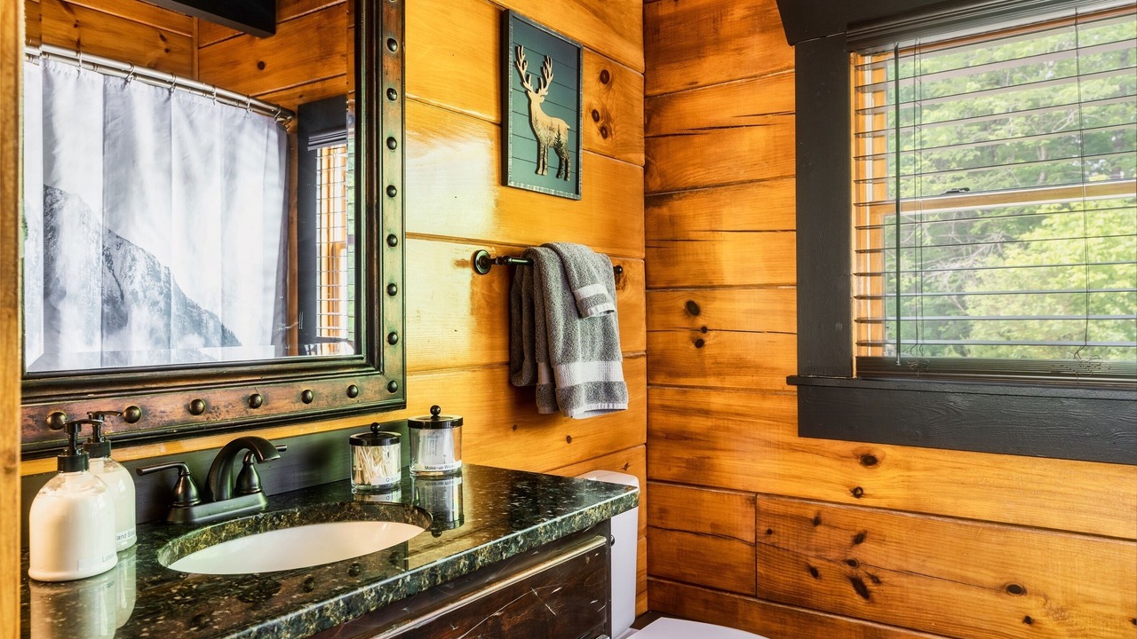 Photo of Bathroom in Sevierville