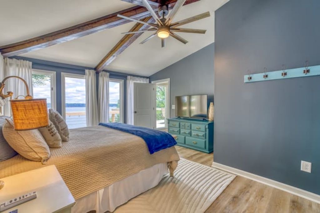 Photo of Bedroom in Muscle Shoals