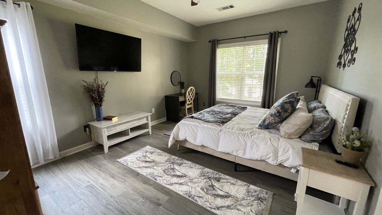 Photo of Bedroom in Newnan