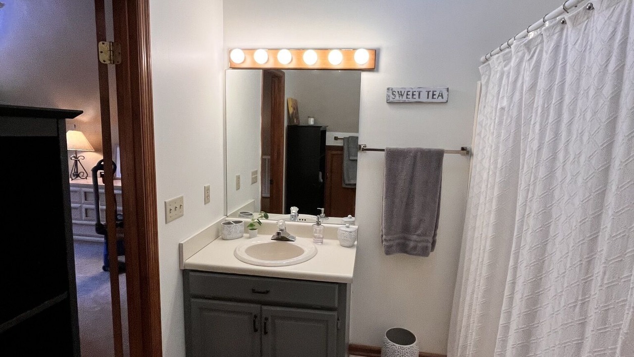 Photo of Bathroom in Crane Hill
