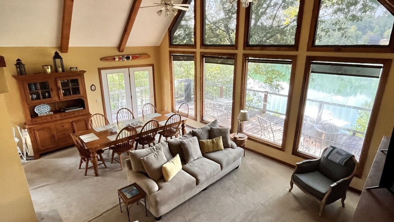 Photo of Livingroom in Crane Hill