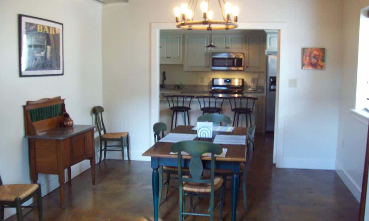 Photo of Livingroom in Macon