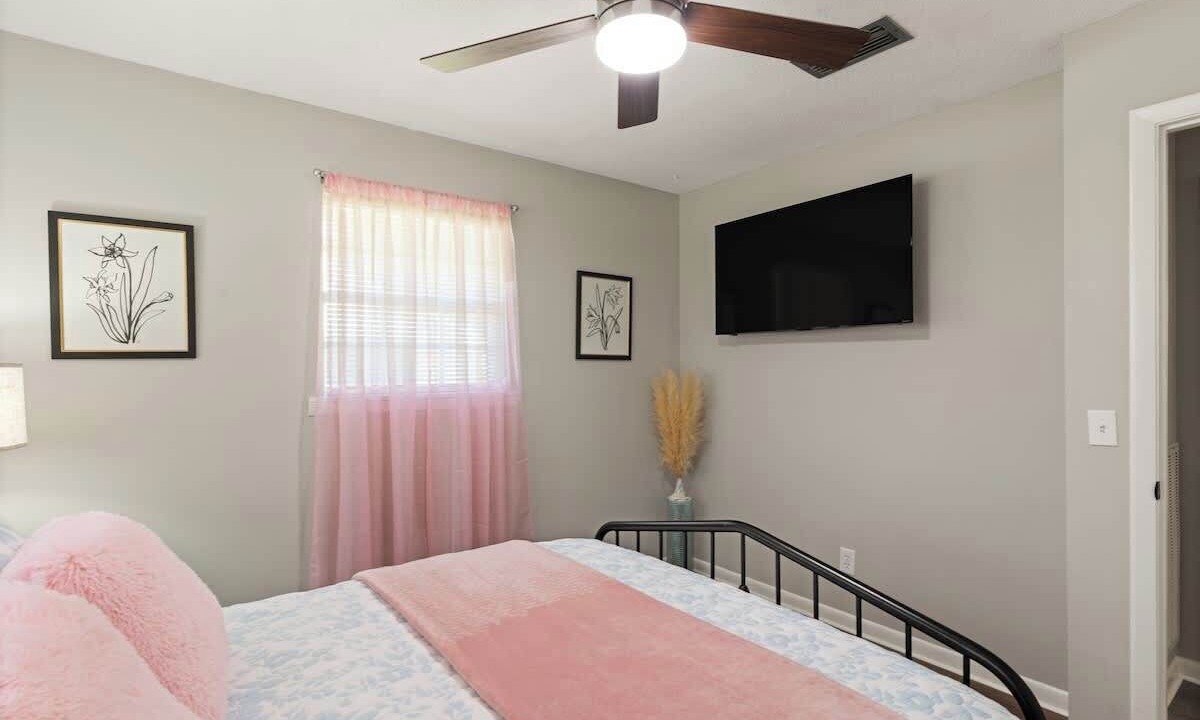 Photo of Bedroom in Dock Junction
