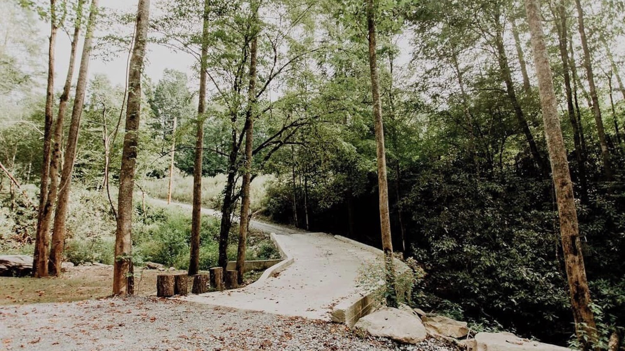 Photo of Outdoor in Cosby