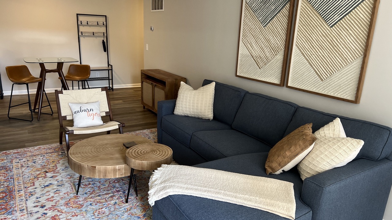 Photo of Livingroom in Auburn