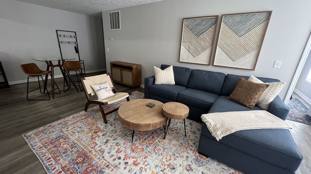 Photo of Livingroom in Auburn