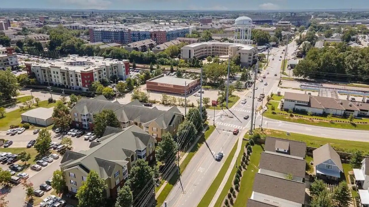 Photo of Outdoor in Auburn