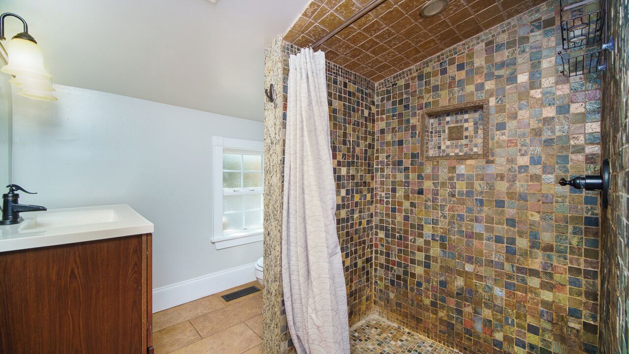 Photo of Bathroom in Belle Mina