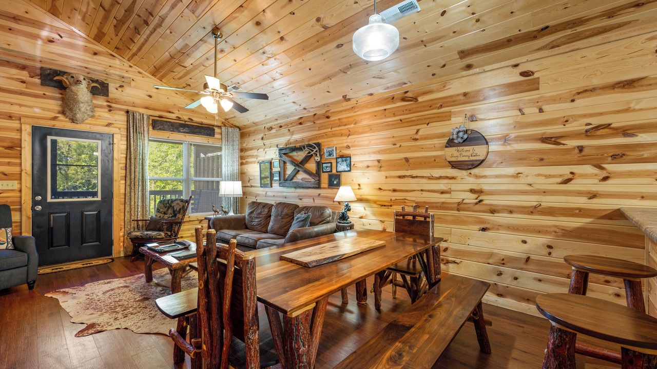 Photo of Livingroom in Pigeon Forge