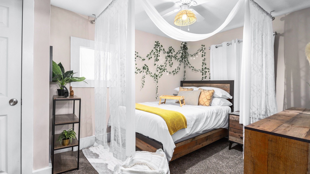 Photo of Bedroom in Washington Park