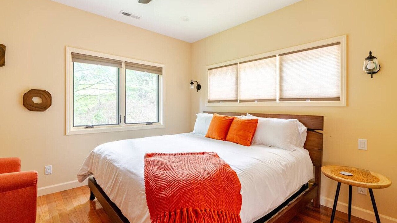 Photo of Bedroom in Marshall