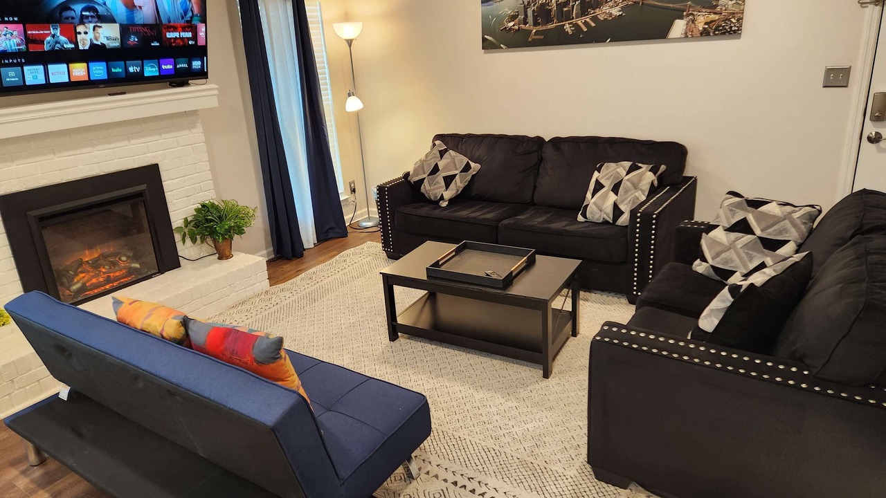 Photo of Livingroom in Tallahassee