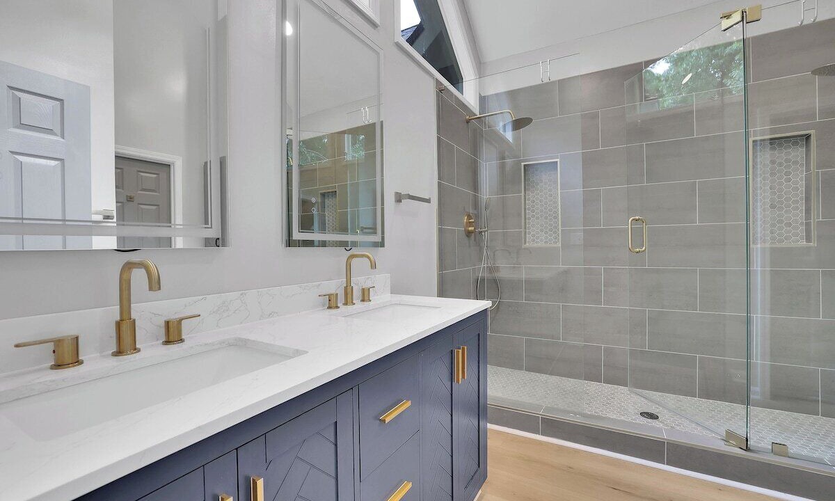 Photo of Bathroom in Rex
