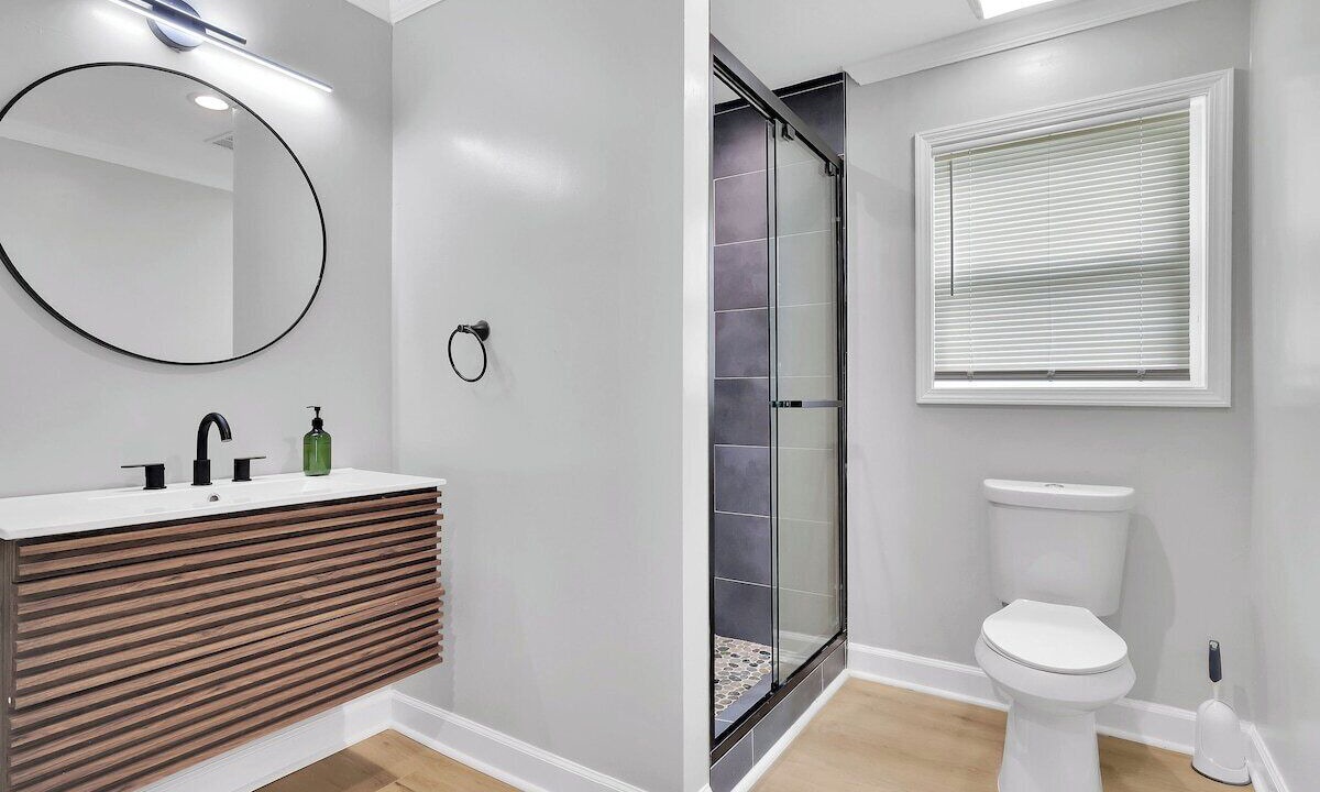 Photo of Bathroom in Rex