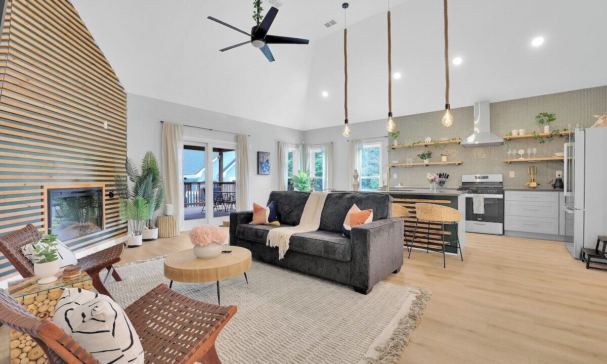 Photo of Livingroom in Rex