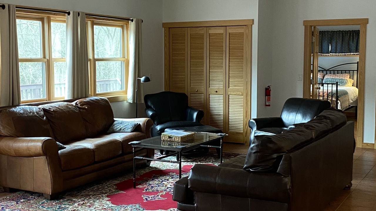 Photo of Livingroom in Mars Hill