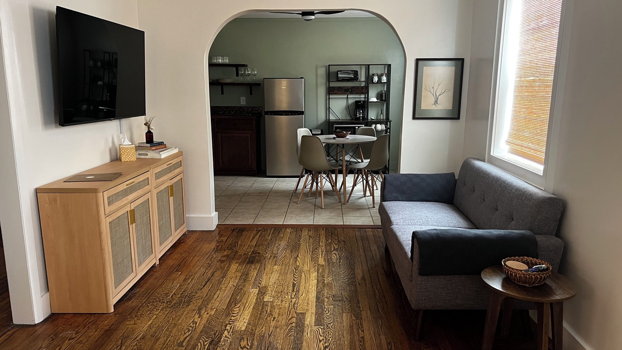 Photo of Livingroom in Hot Springs