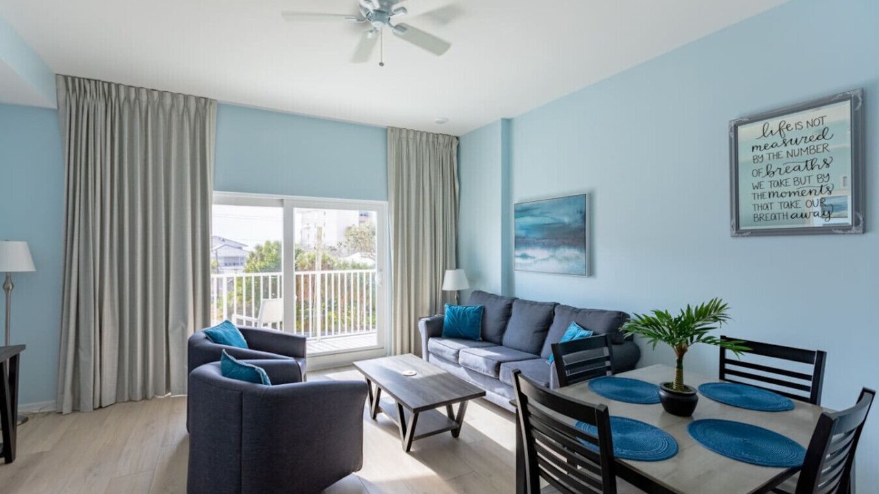 Photo of Livingroom in Madeira Beach