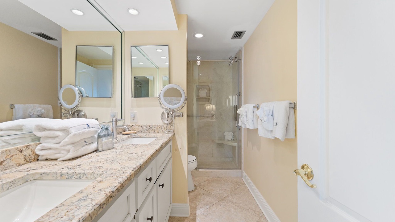 Photo of Bathroom in Ono Island